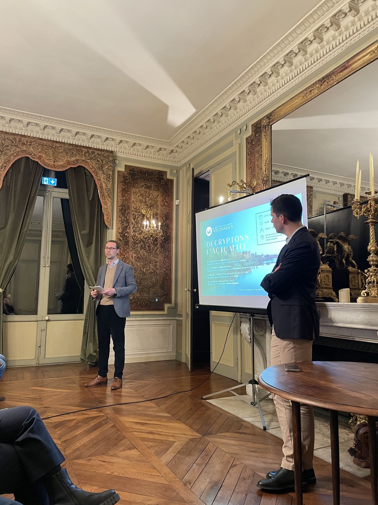 Présentation, Réunion d'information dans les Salons Donadieu à ANGERS